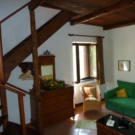 Agriturismo La Vecchia Quercia San Cipriano Picentino ภายนอก รูปภาพ