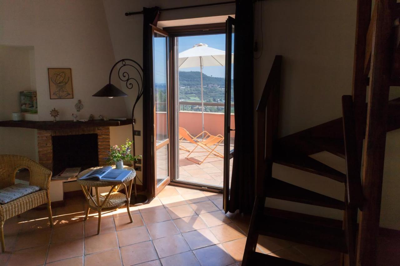 Agriturismo La Vecchia Quercia San Cipriano Picentino ภายนอก รูปภาพ