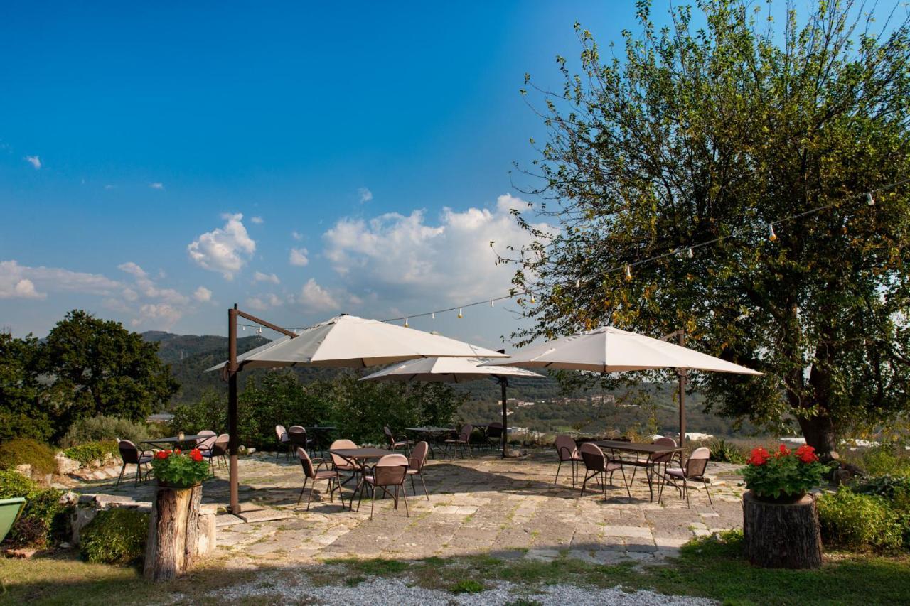Agriturismo La Vecchia Quercia San Cipriano Picentino ภายนอก รูปภาพ
